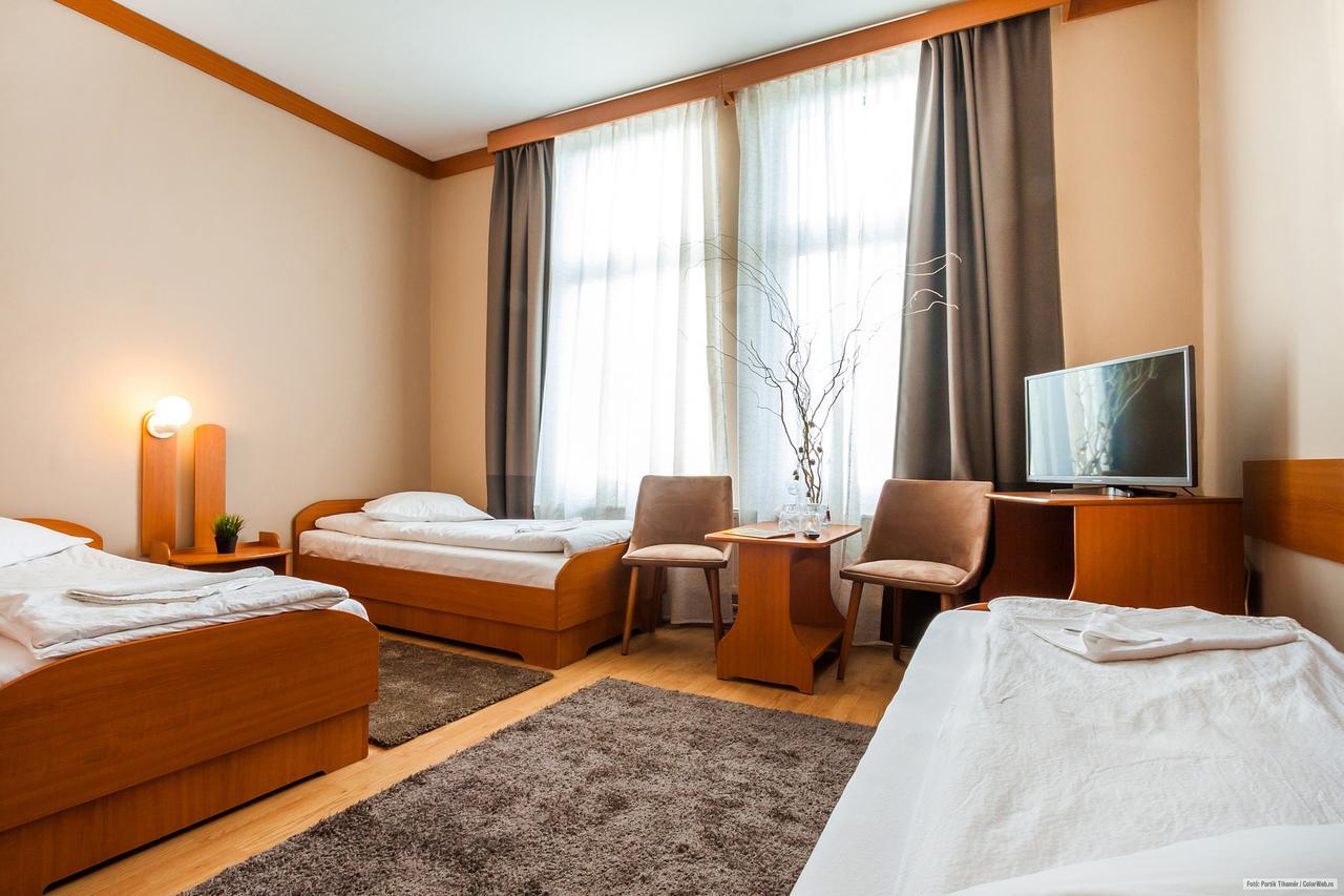 Szilagyi Hotel&Restaurant Gheorgheni  Zewnętrze zdjęcie