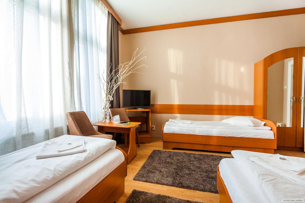 Szilagyi Hotel&Restaurant Gheorgheni  Zewnętrze zdjęcie