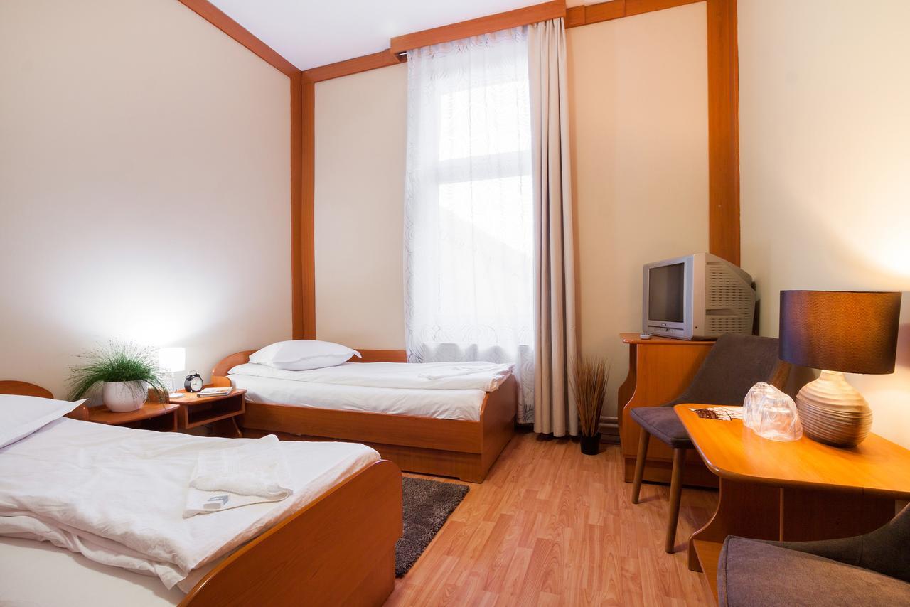 Szilagyi Hotel&Restaurant Gheorgheni  Zewnętrze zdjęcie
