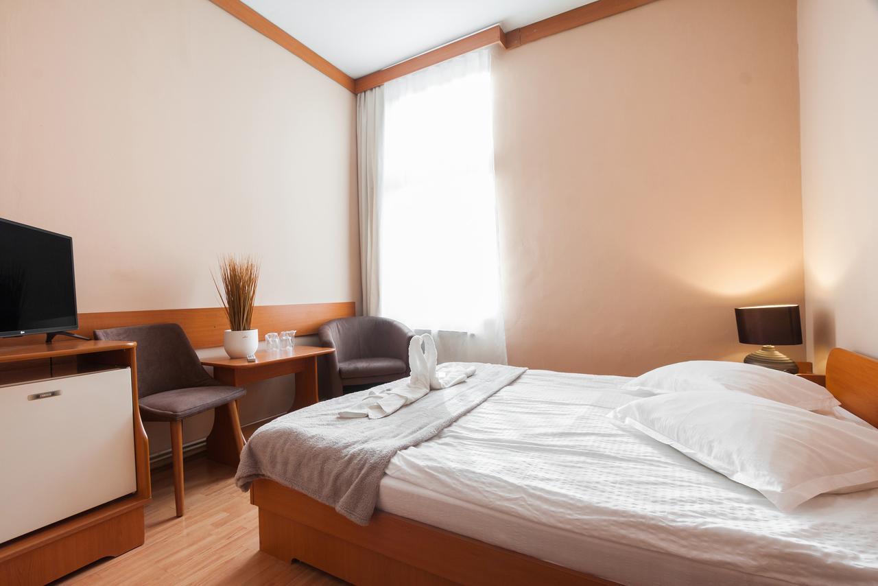 Szilagyi Hotel&Restaurant Gheorgheni  Zewnętrze zdjęcie
