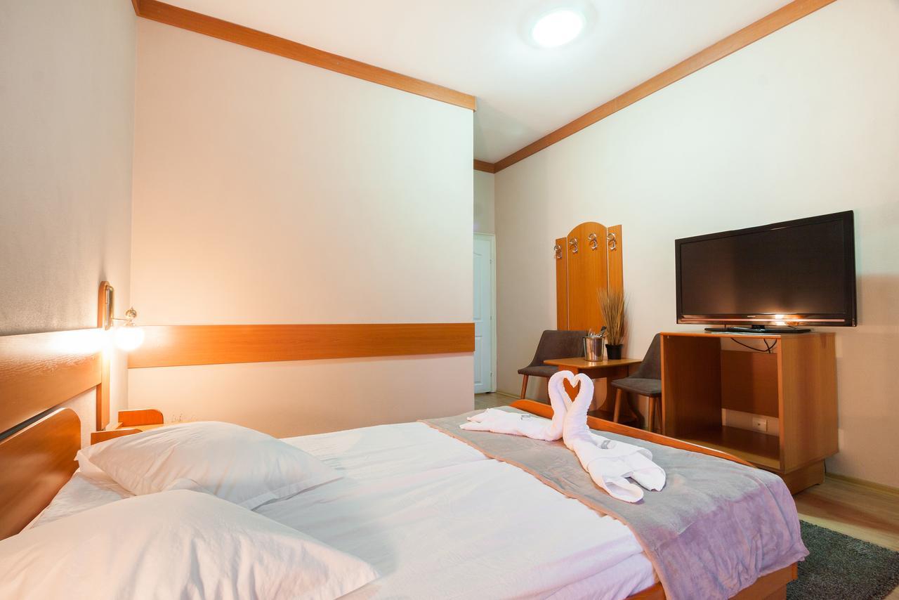 Szilagyi Hotel&Restaurant Gheorgheni  Zewnętrze zdjęcie